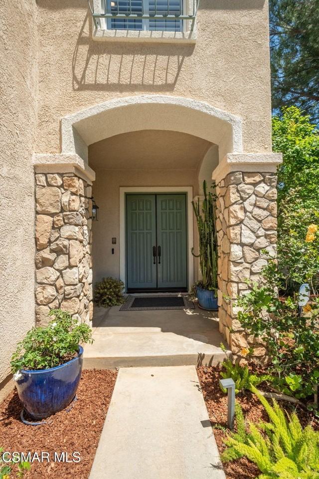 850 Ellesmere Way - Photo 2 of 49