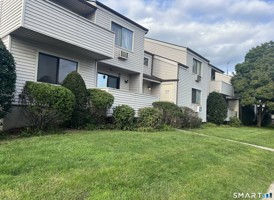 featured image of 252 Harlem Ave #A2