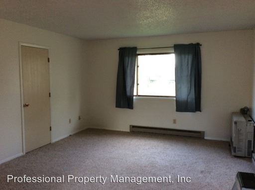 2310 Hillview Ct**** - Photo 3 of 14