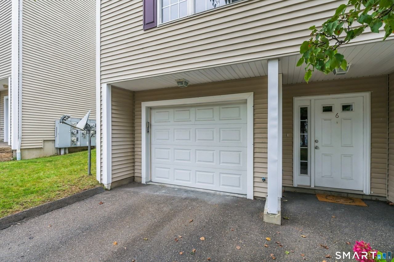 2720 State St #6 - Photo 5 of 28
