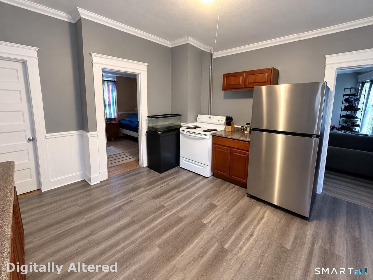 15 Upson St - Photo 3 of 16