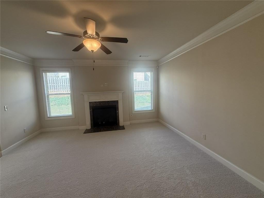 5085 Breezewood Cir - Photo 7 of 42