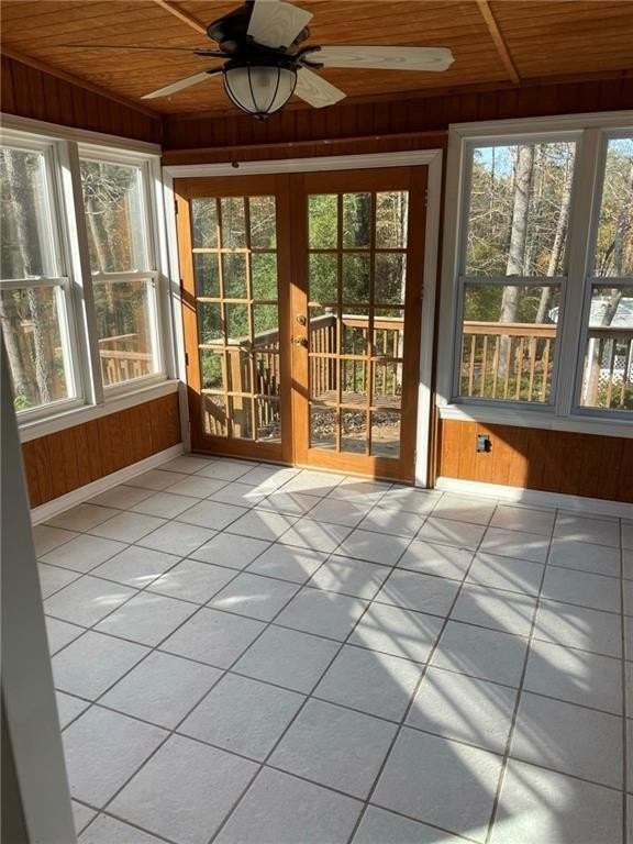 1081 Colony Dr - Photo 2 of 35