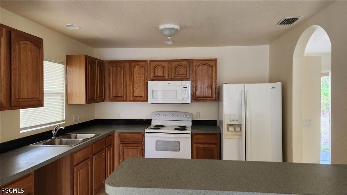 2147 Fairway Dr - Photo 7 of 24