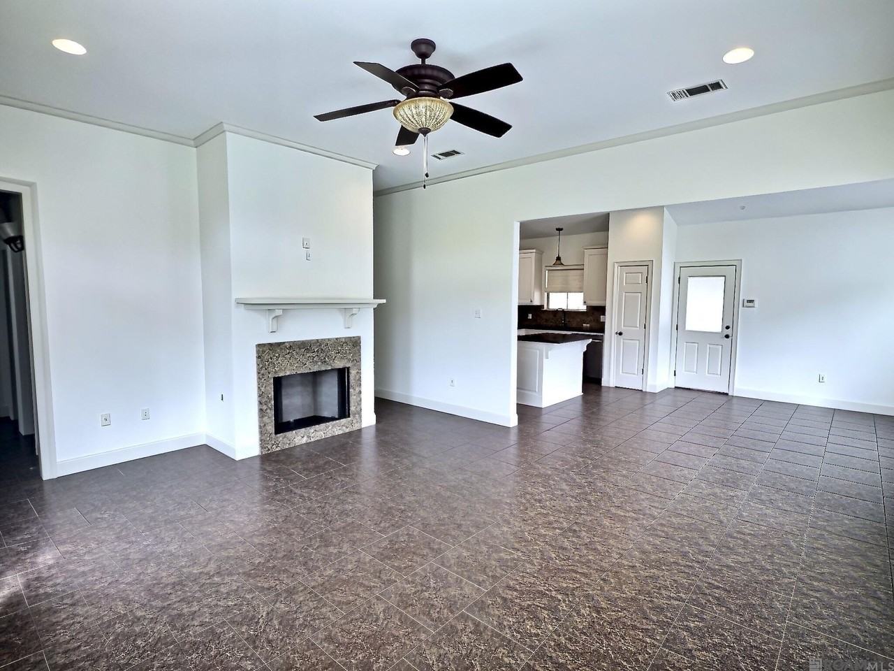 39416 Woodlake Dr - Photo 3 of 16