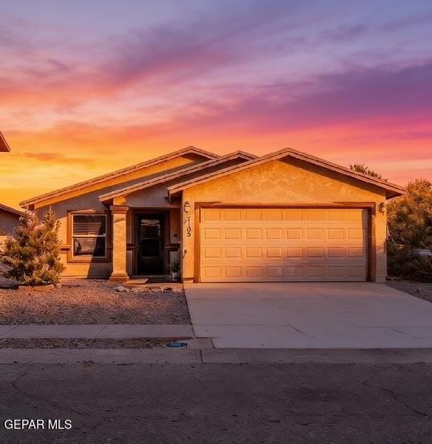7105 Copper Canyon Dr - Photo 3 of 42