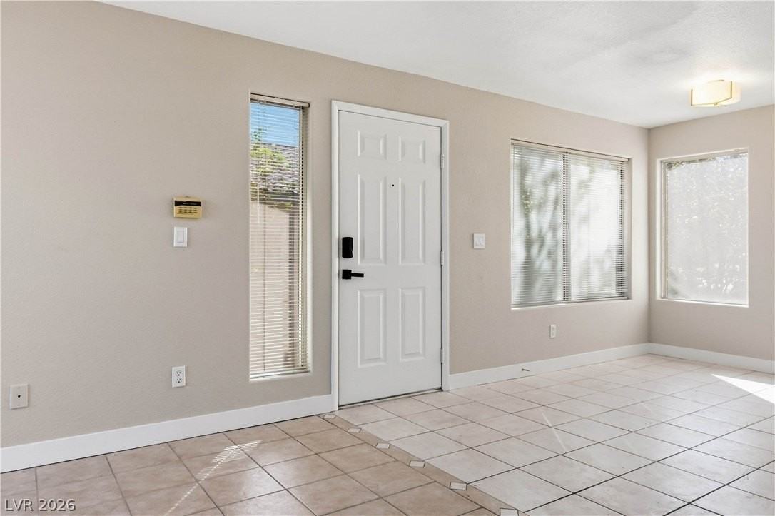 3144 Tarpon Dr #204 - Photo 7 of 28