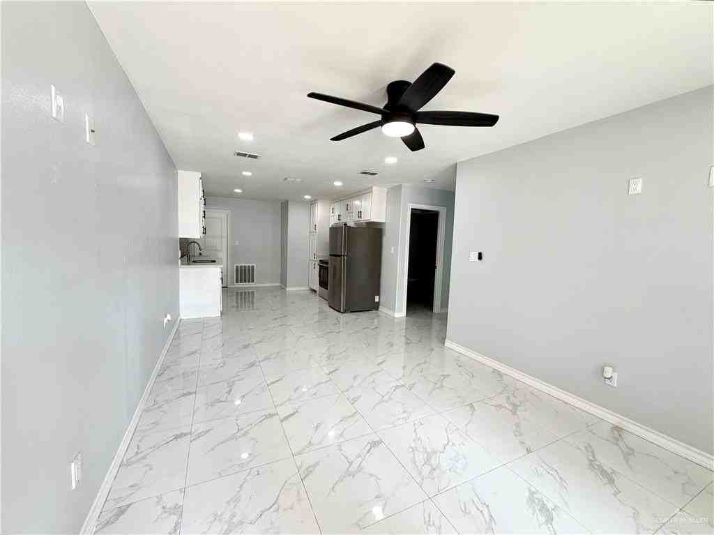 2930 W Sugarcane Dr - Photo 4 of 13