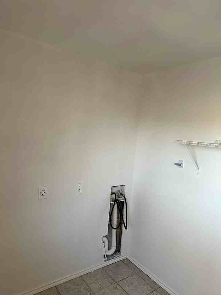 510 Lake Dr - Photo 7 of 17