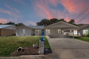 featured image of 1107 Donna Kay Dr