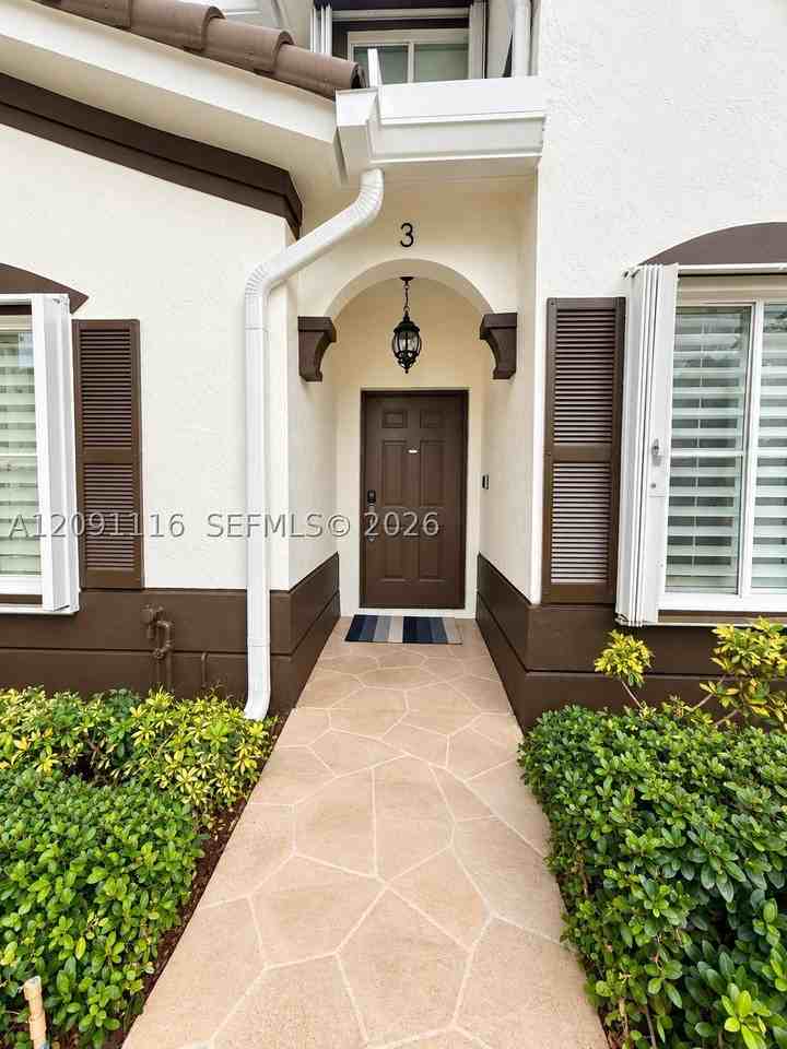 9014 W Flagler St #3 - Photo 2 of 35