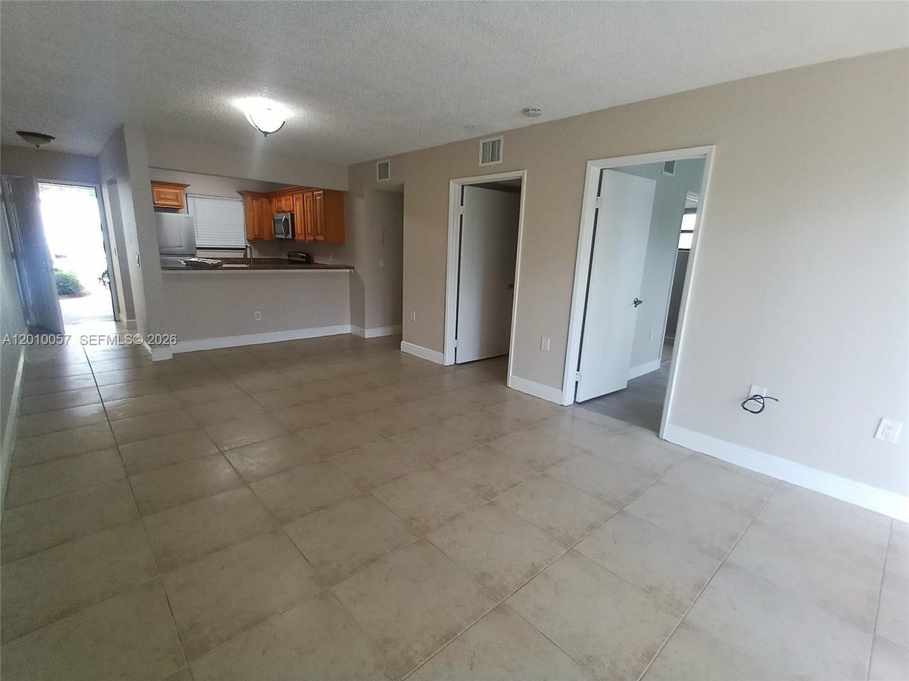 180 S Cypress Rd #180C - Photo 3 of 6