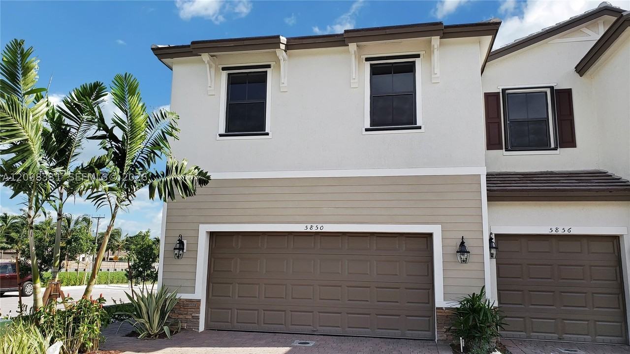 5850 Clydesdale Ct - Photo 2 of 24