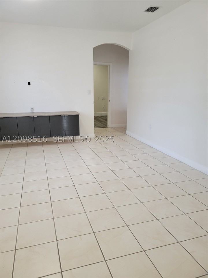 29300 Sw 142nd Ave - Photo 3 of 28
