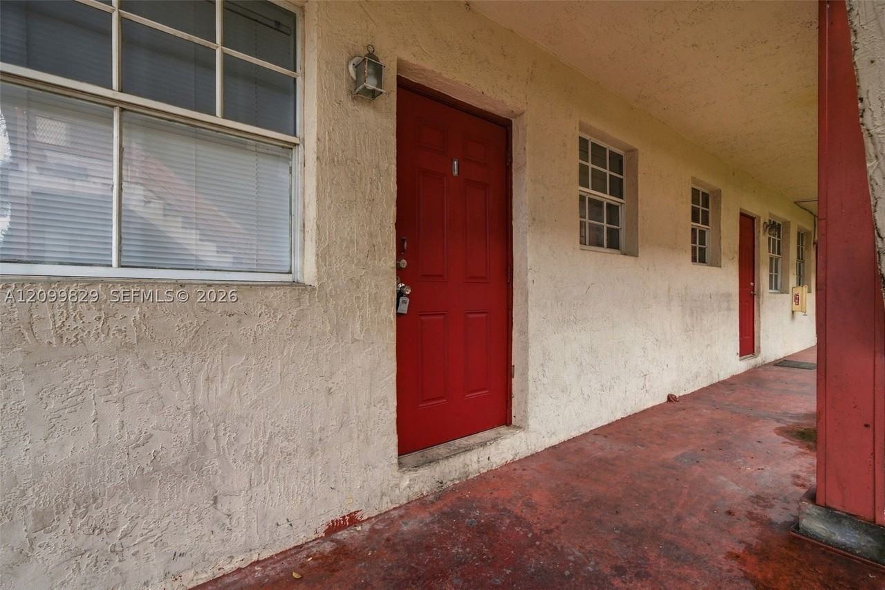 14220 Nw 22nd Ave #1 - Photo 2 of 33