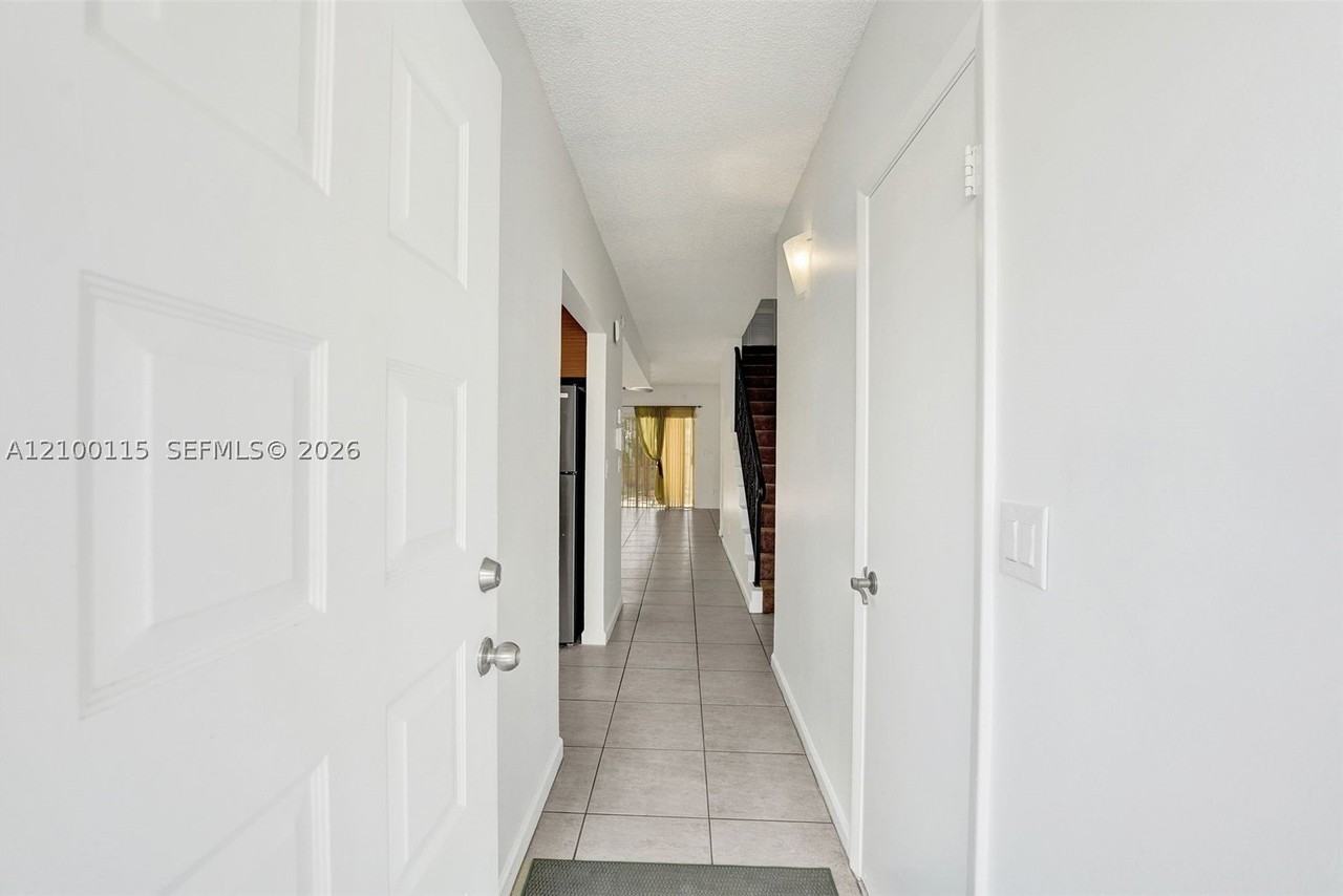 3590 Nw 83rd Ln - Photo 6 of 50