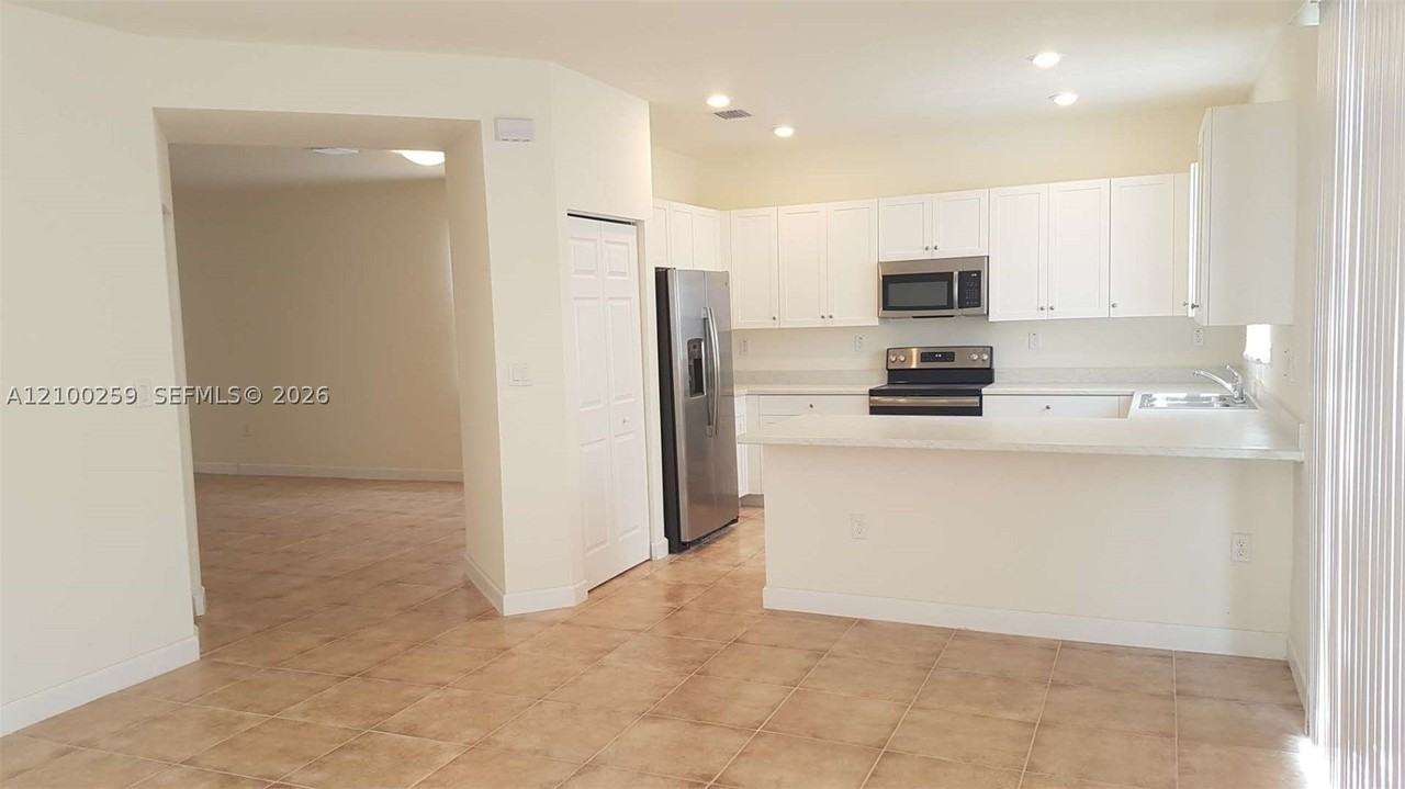 10554 W 35th Ln #10554 - Photo 5 of 36
