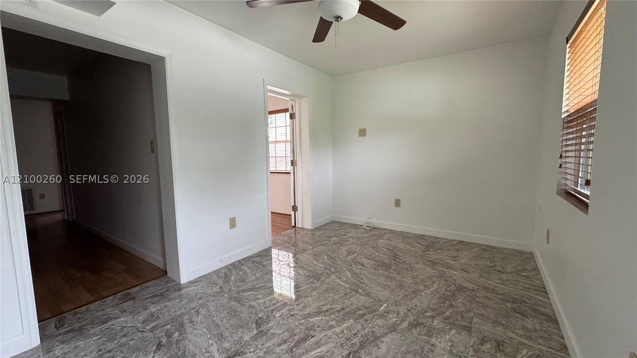 3414 Sw 25th St - Photo 6 of 14
