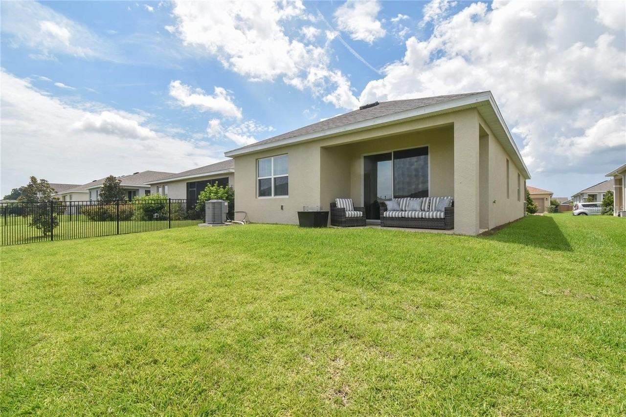 5553 Nw 40th Loop - Photo 4 of 39