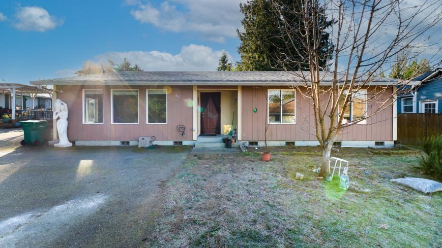 14418 42nd Ave S - Photo 2 of 10