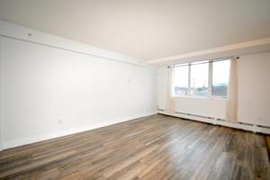 featured image of 1501 Queensway Apts.