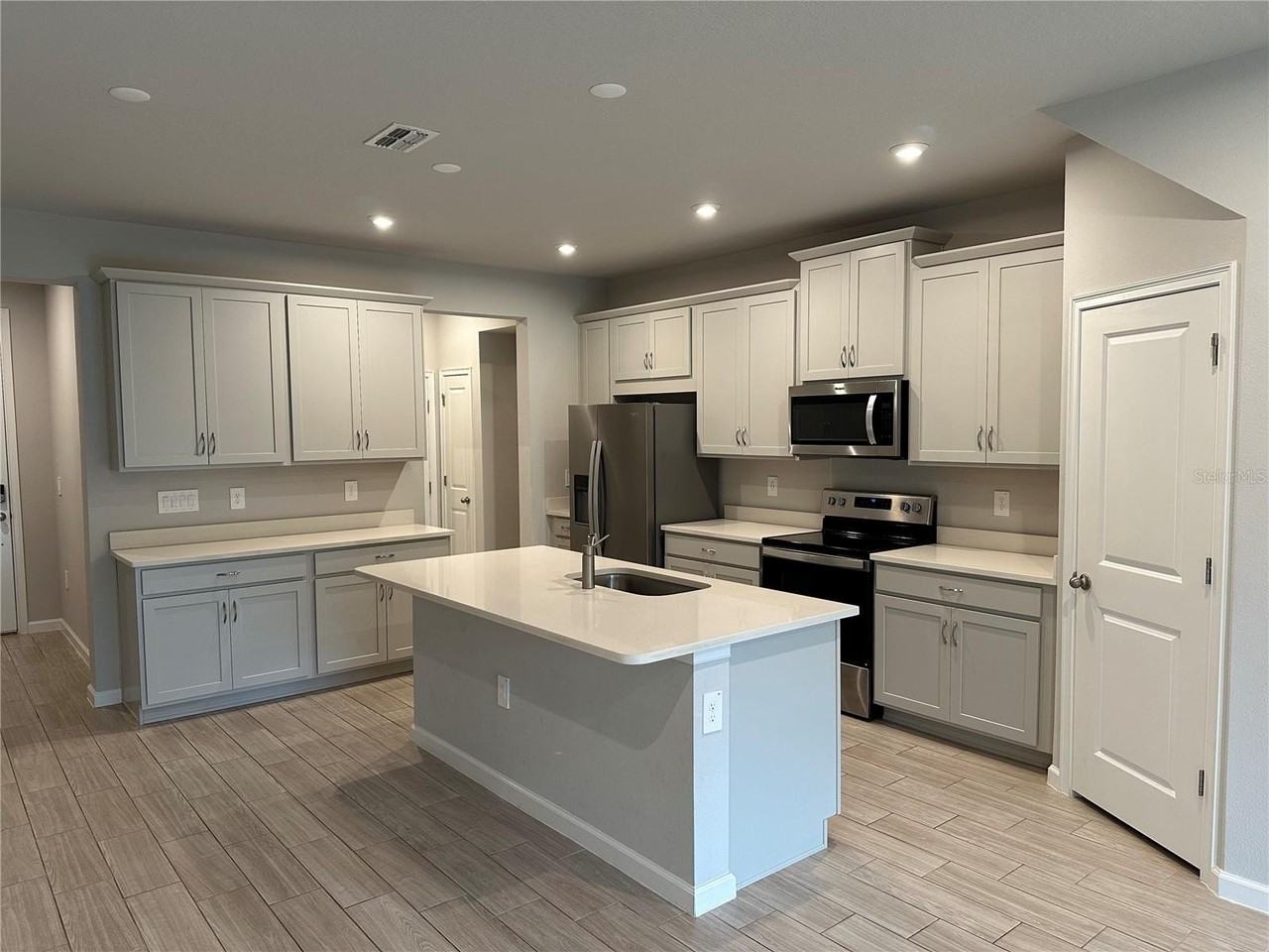 26128 Fantasy Sky Ln - Photo 4 of 41