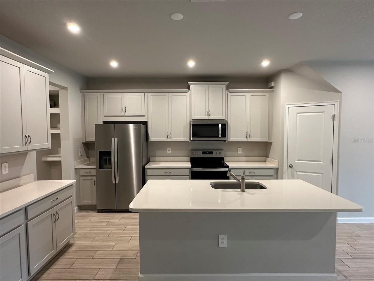 26128 Fantasy Sky Ln - Photo 5 of 41
