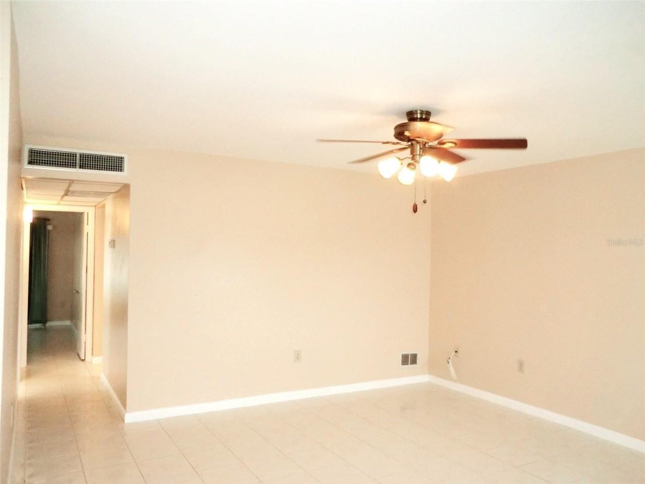206 Andover Pl N #77 - Photo 2 of 43