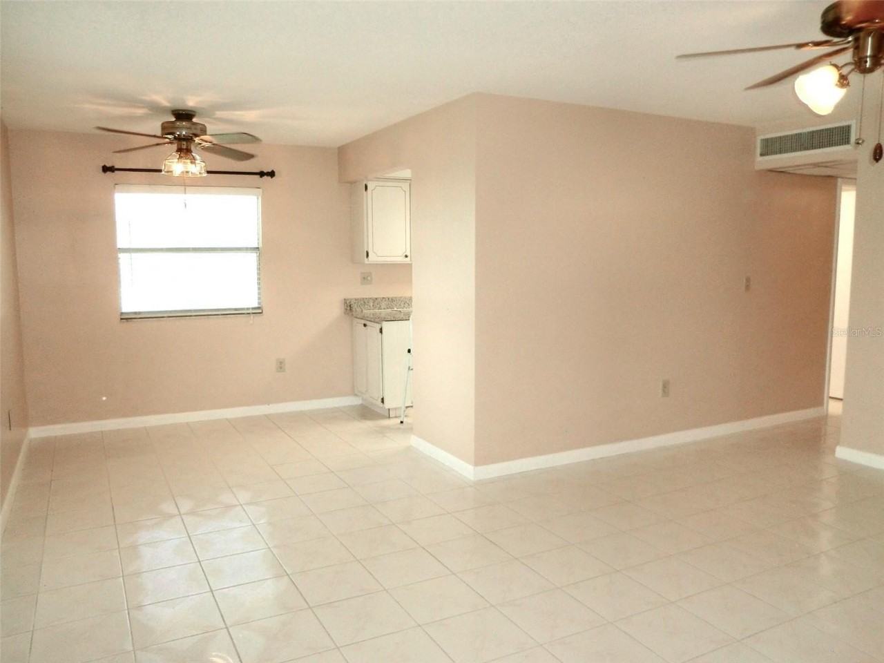 206 Andover Pl N #77 - Photo 5 of 43