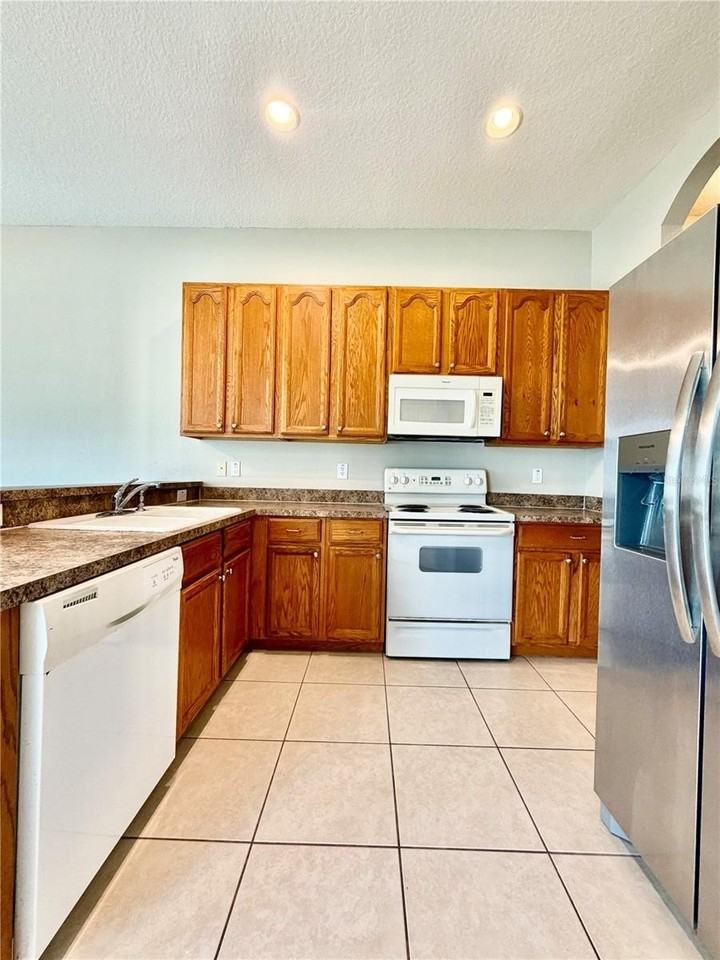 7006 Orvicti Ct - Photo 5 of 50