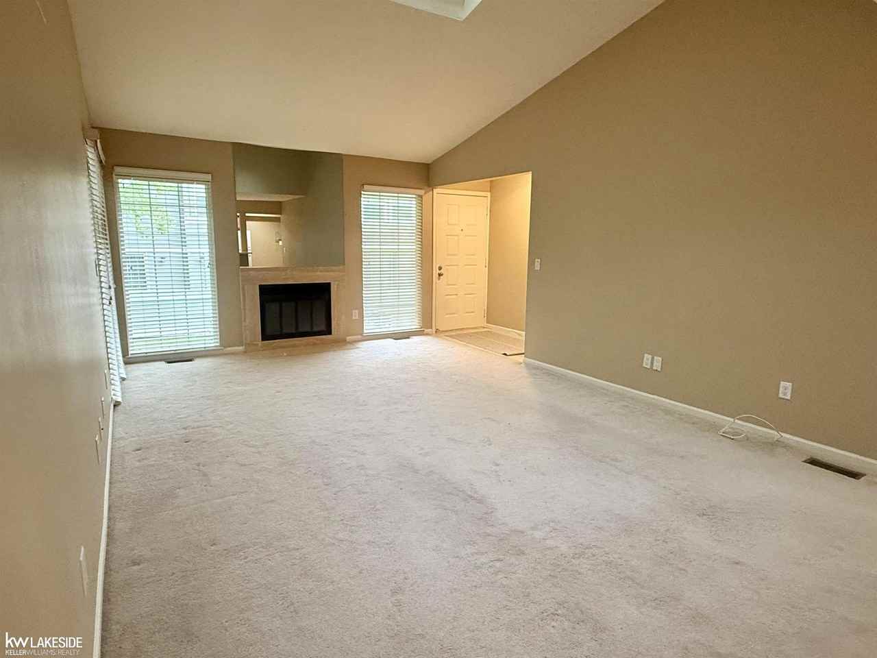 6623 Stoker Ct - Photo 3 of 30