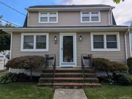 featured image of 20 Sylvester Pl