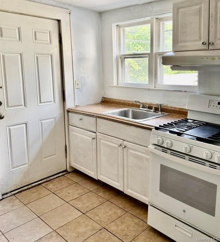 74 Yale Ave - Photo 6 of 18