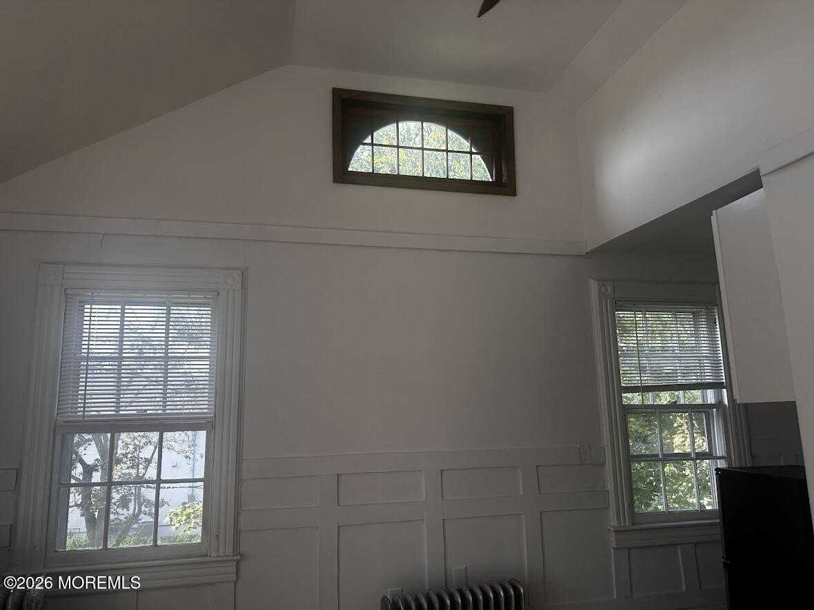 7 Monmouth Rd #3B - Photo 2 of 11