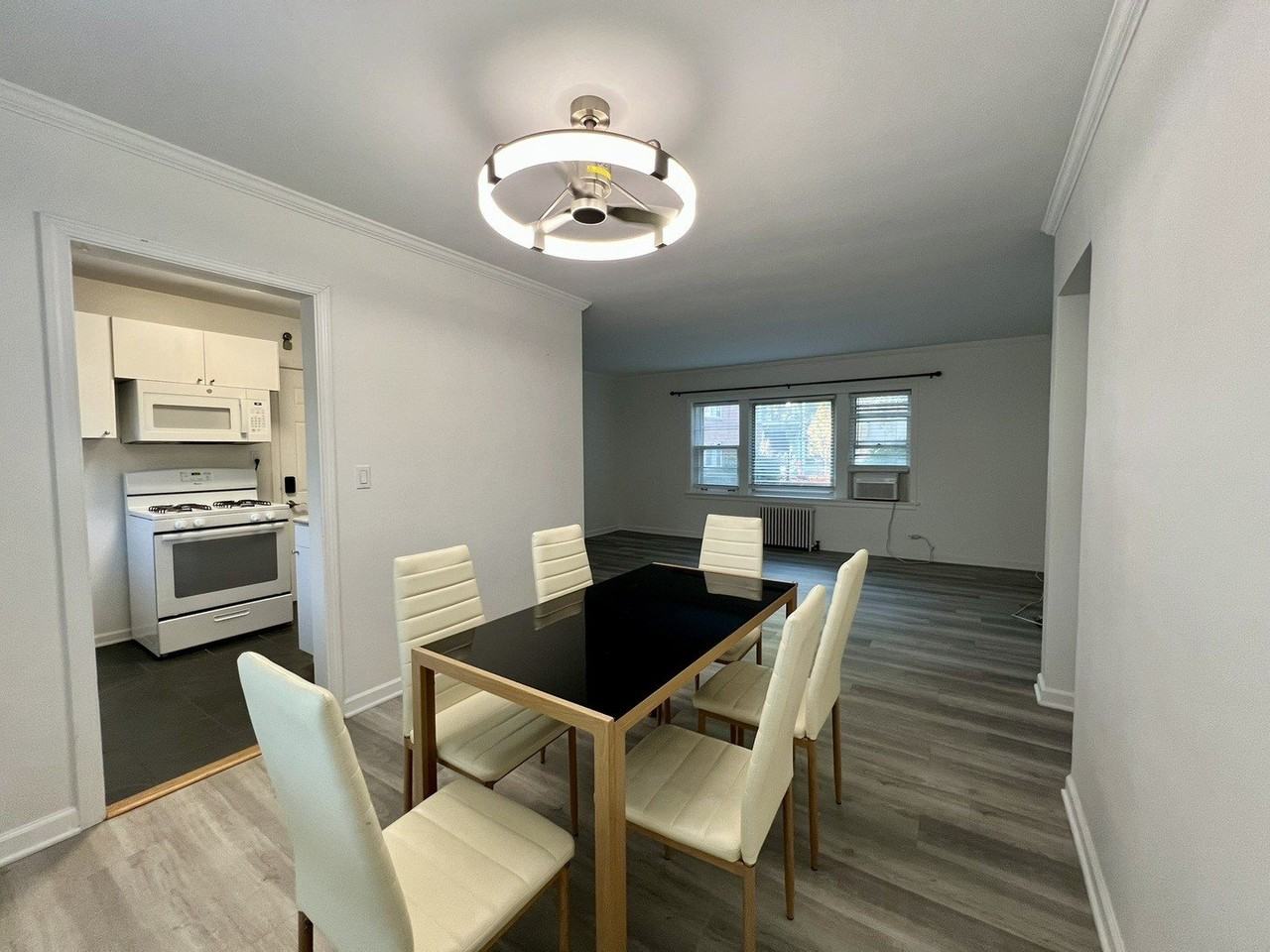 1410 Central St #1E - Photo 5 of 12