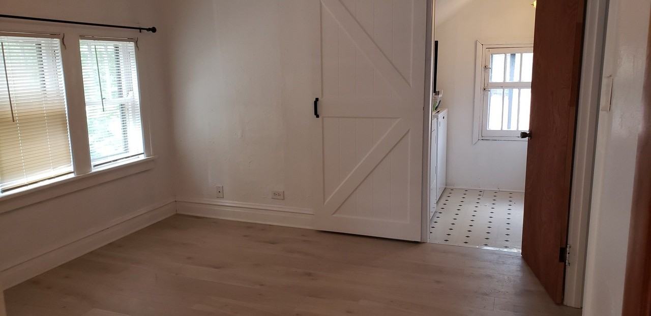 283 W North Ave #2 - Photo 6 of 15