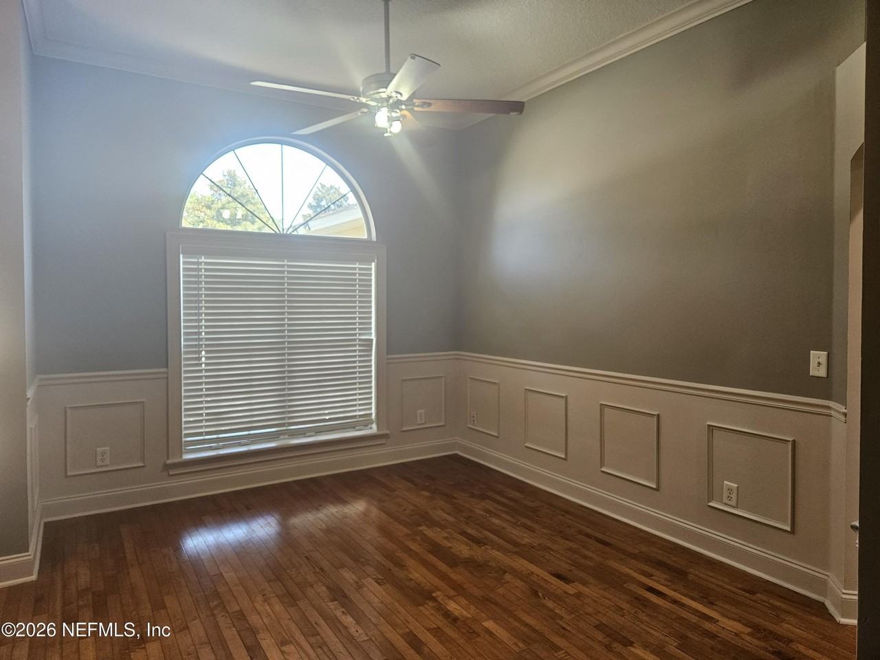 2338 Cool Springs Dr N - Photo 7 of 42