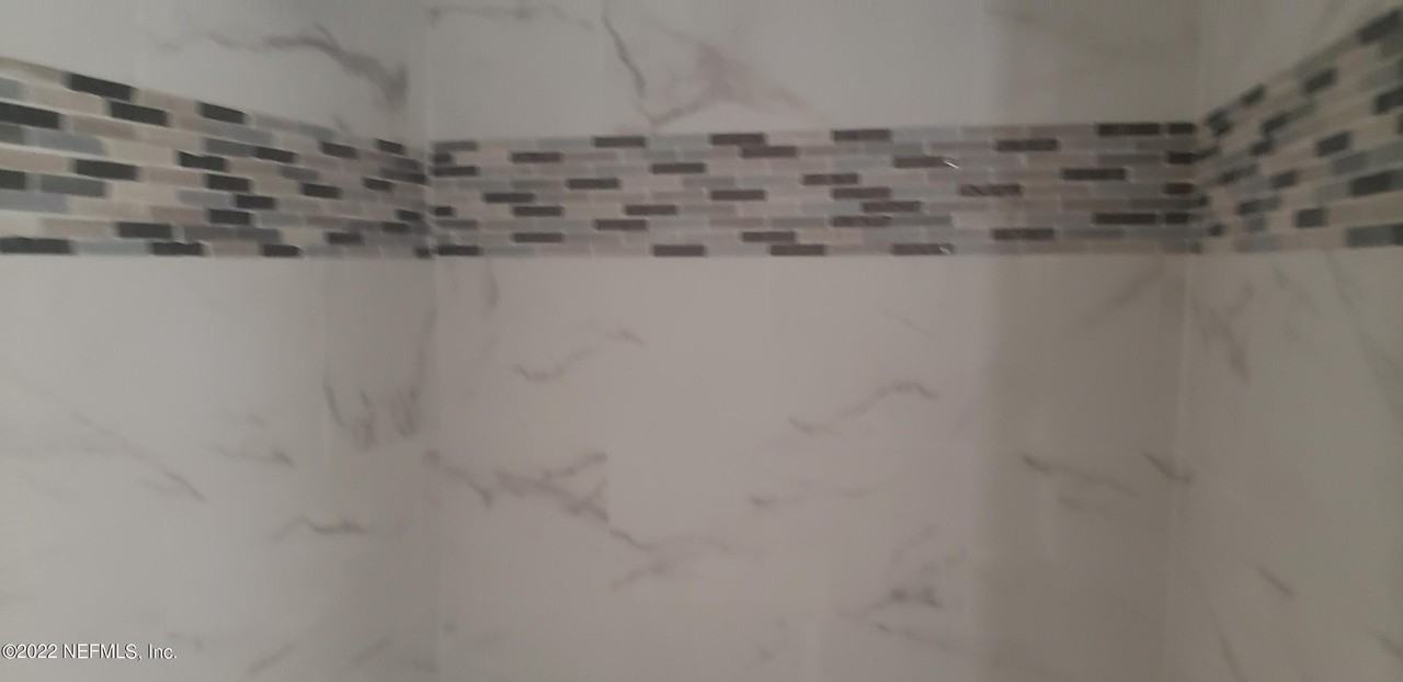 8015 Patou Dr N - Photo 2 of 15