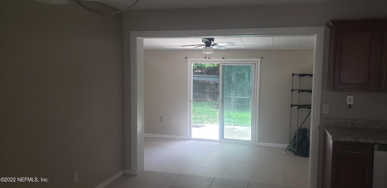 8015 Patou Dr N - Photo 3 of 15
