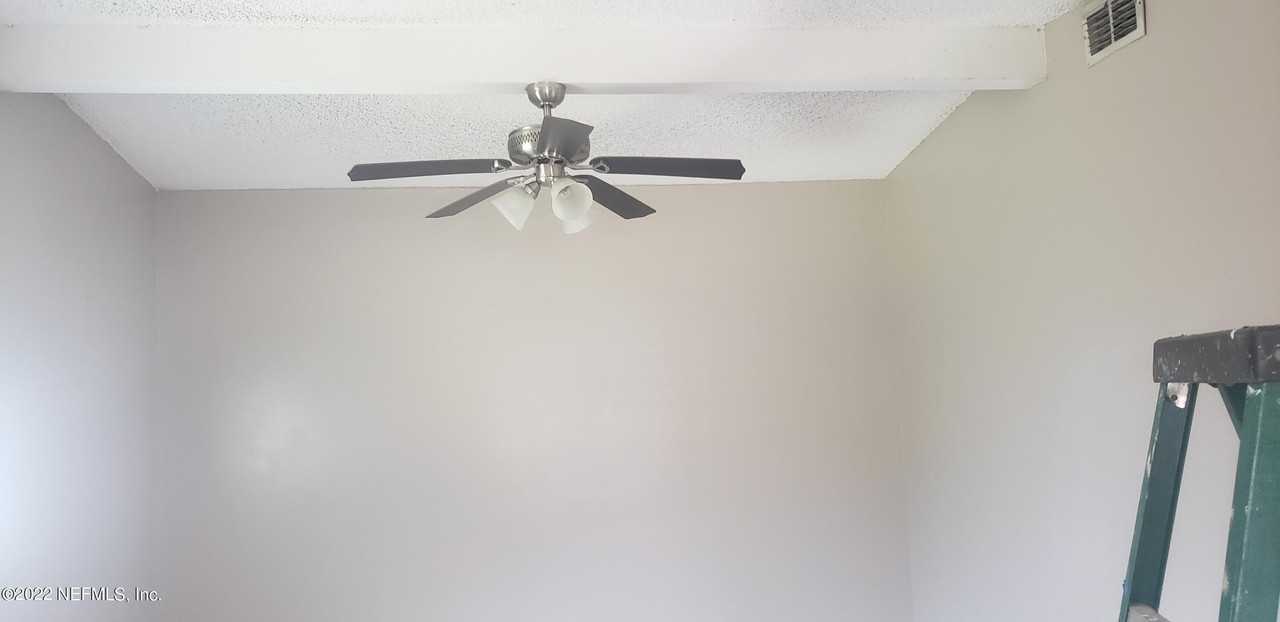 8015 Patou Dr N - Photo 5 of 15