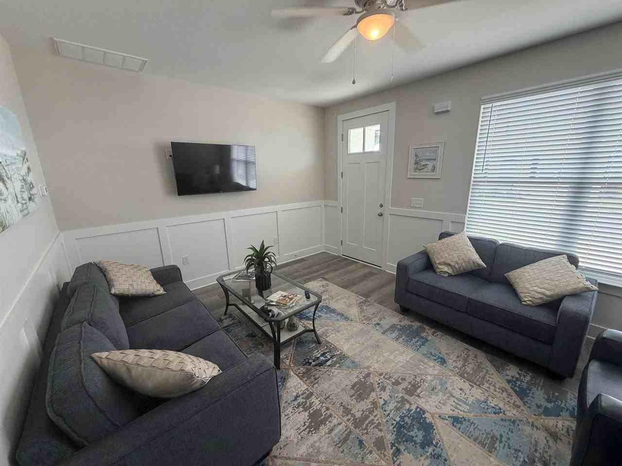 114 Penny Ln - Photo 3 of 13