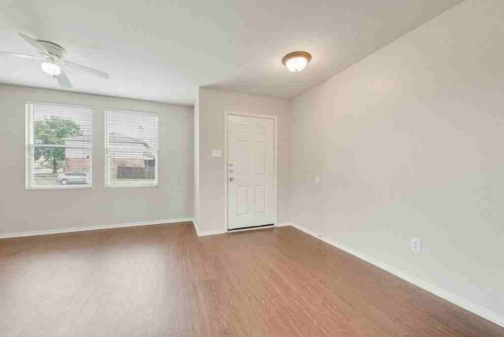 509 Cherrywood Ter - Photo 2 of 22