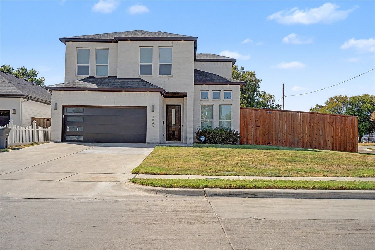 1846 Mcbroom St - Photo 4 of 39