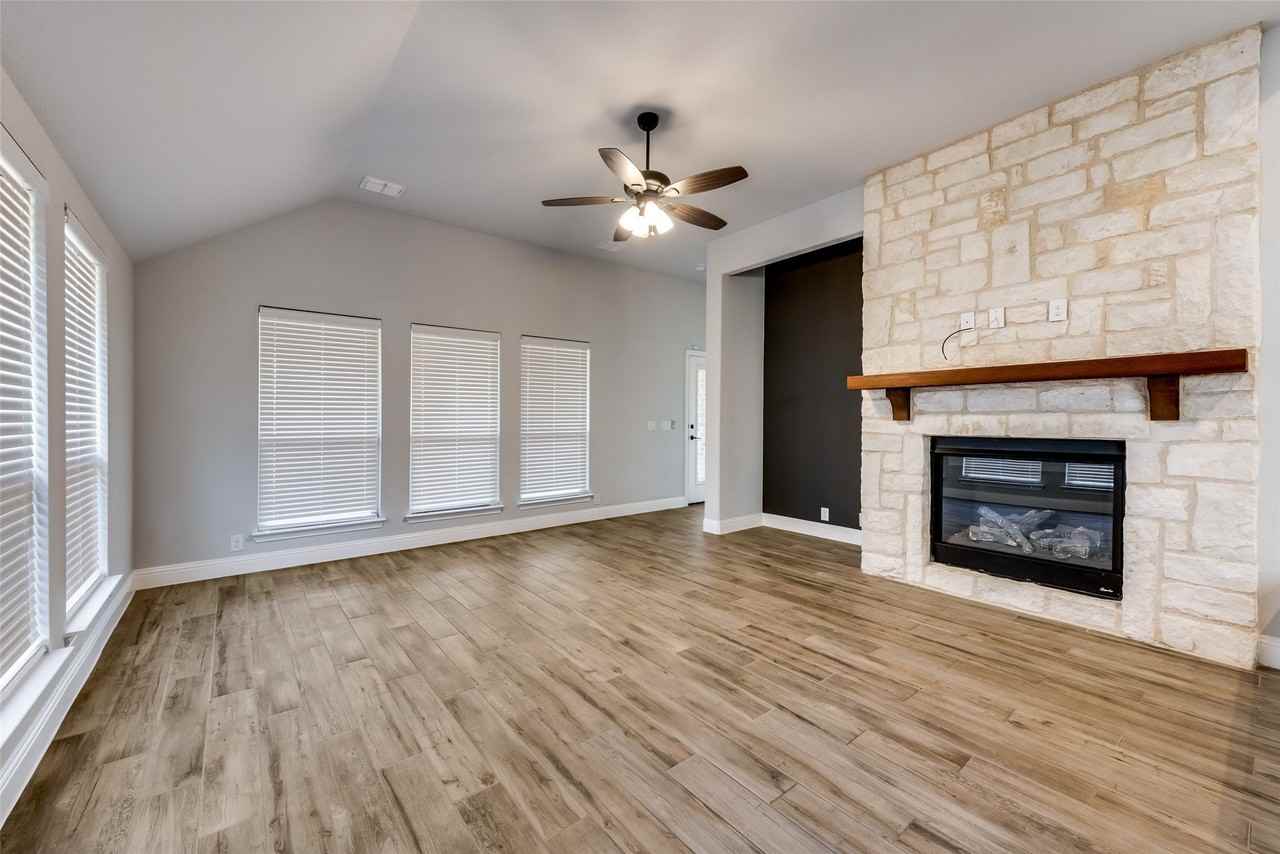 9701 Athens Dr - Photo 6 of 20