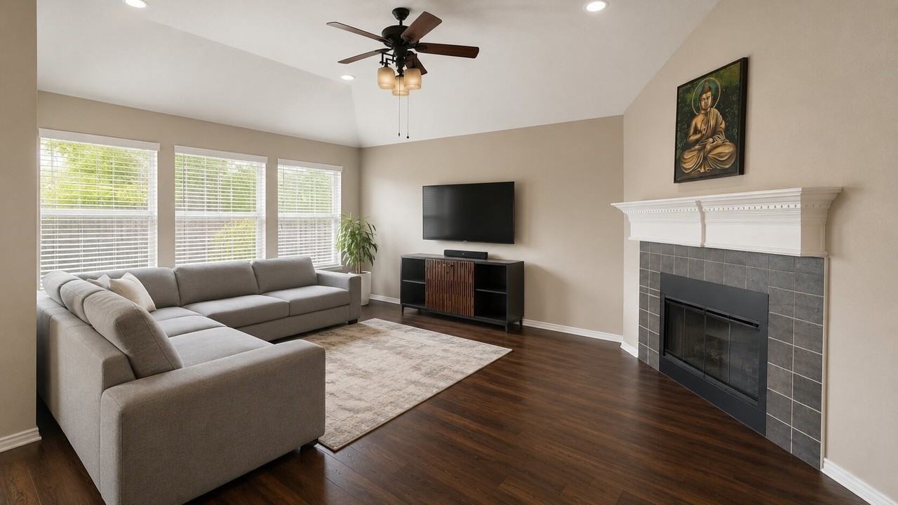 7004 Canyonbrook Dr - Photo 2 of 20