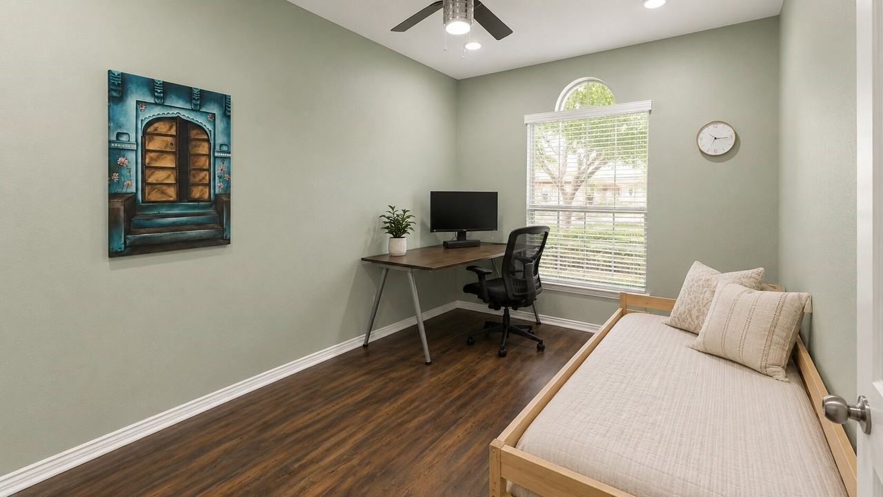 7004 Canyonbrook Dr - Photo 5 of 20