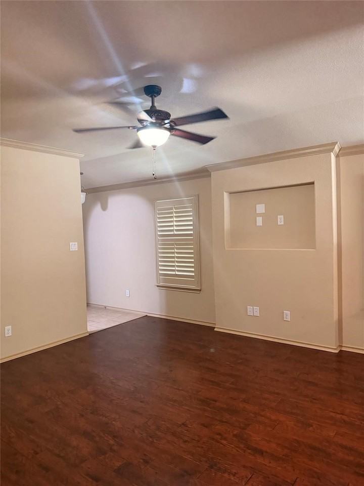 5049 Britton Ridge Ln - Photo 4 of 16
