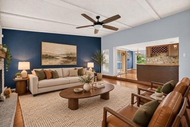 3812 Walnut Dr - Photo 5 of 39