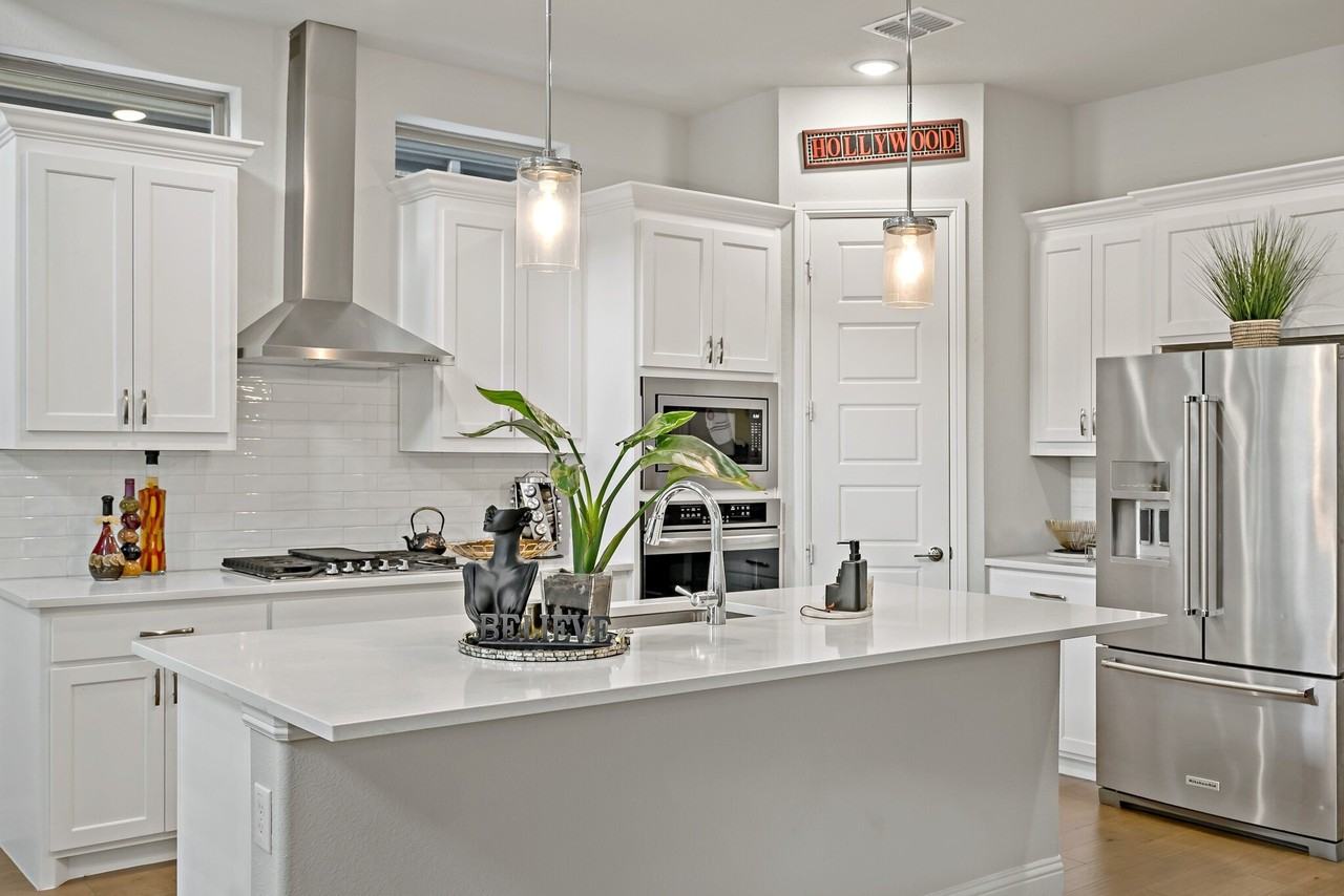 4872 Connor Pl - Photo 3 of 14