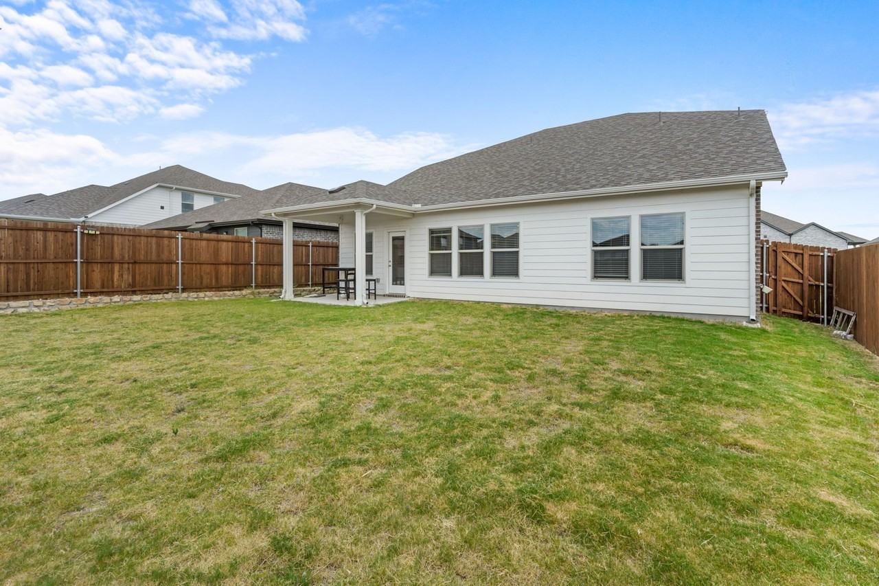 10529 Tuxinaw Trl - Photo 6 of 39